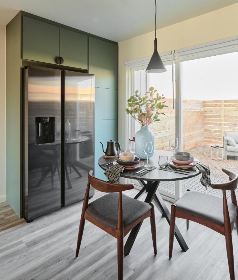Апартаменты Midcentury Couples Designer Loft - Casa Tuya Остин Экстерьер фото